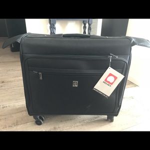 Delsey Spinner Trolley Garment Bag